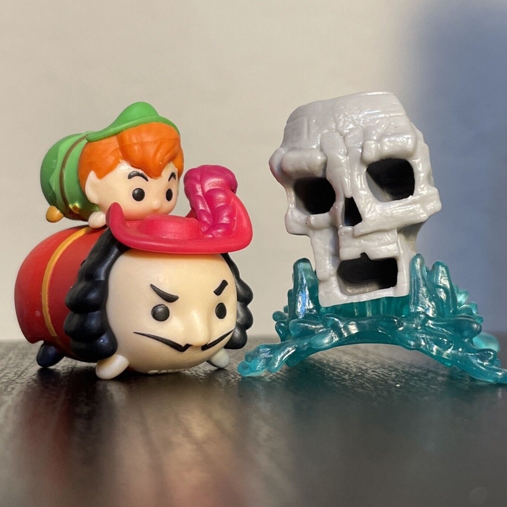 NEW Disney 100 Series 5 Tsum Tsum Peter Pan Captain Hook Skull Rock Set NWT